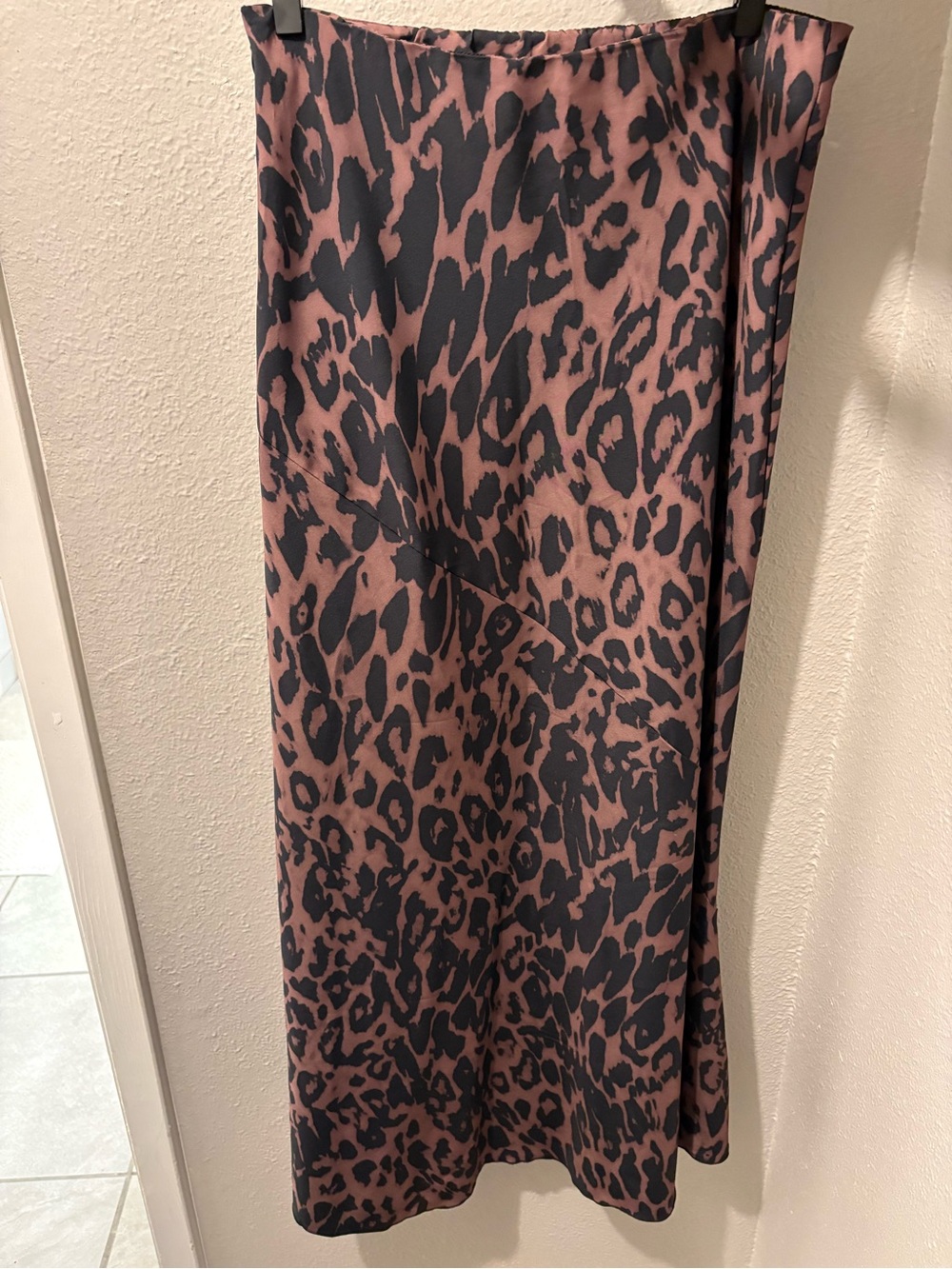 Leopard Print Midi Skirt